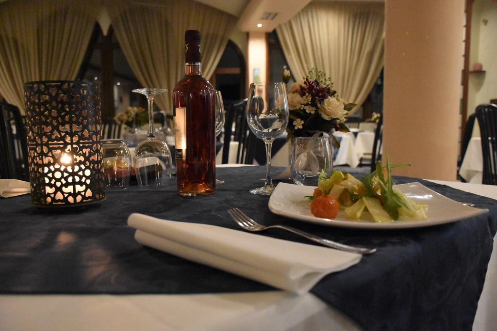 אג'רולה Hotel Risorgimento מראה חיצוני תמונה