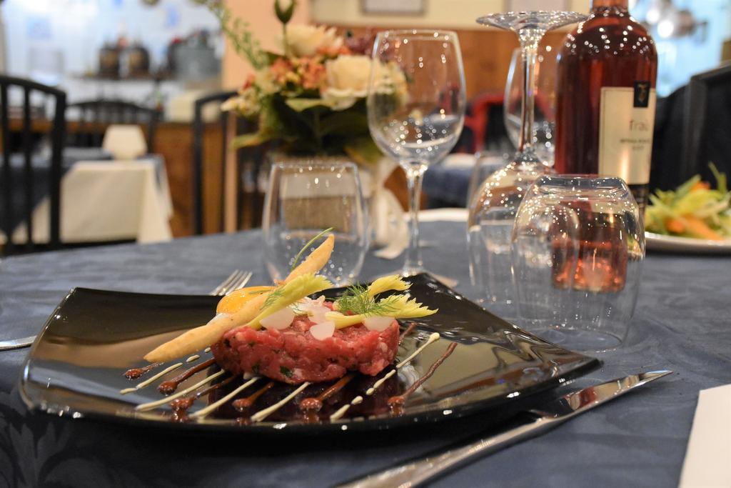 אג'רולה Hotel Risorgimento מראה חיצוני תמונה